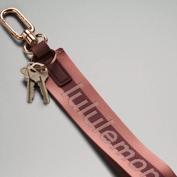 lululemon Never Lost Keychain *Wordmark - Picture 2 of 2